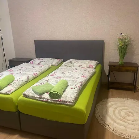 Am Schlosspark 3 Apartman Cheb